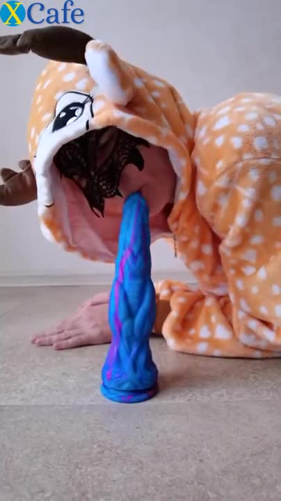 Watch Teen with peach ass sucks Dragon Toy and rides it with her perfect pussy Free Porn Videos | ePornRest.