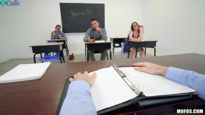 Bored student is ready to seduce her friend and to suck his lollicock