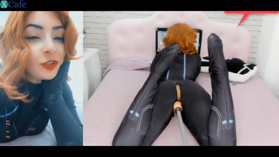 Redhead girl Black Widow gets her pussy fucked with sex machine