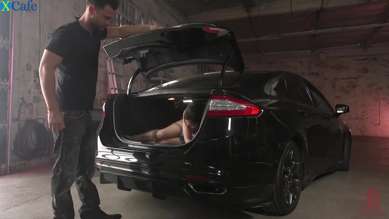 Watch Tied up in the car trunk whore Juliette March gives a sloppy blowjob Free Porn Videos | ePornRest.