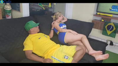 Curvy Brazilian wife distract hubby from watching football and offers anal