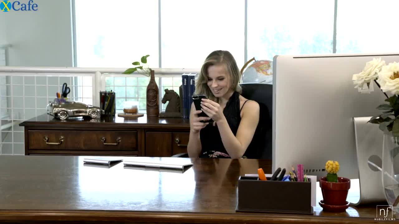 Watch Jillian Janson is naughty secretary whose wet pussy is in need of cunnilingus Free Porn Videos | ePornRest.