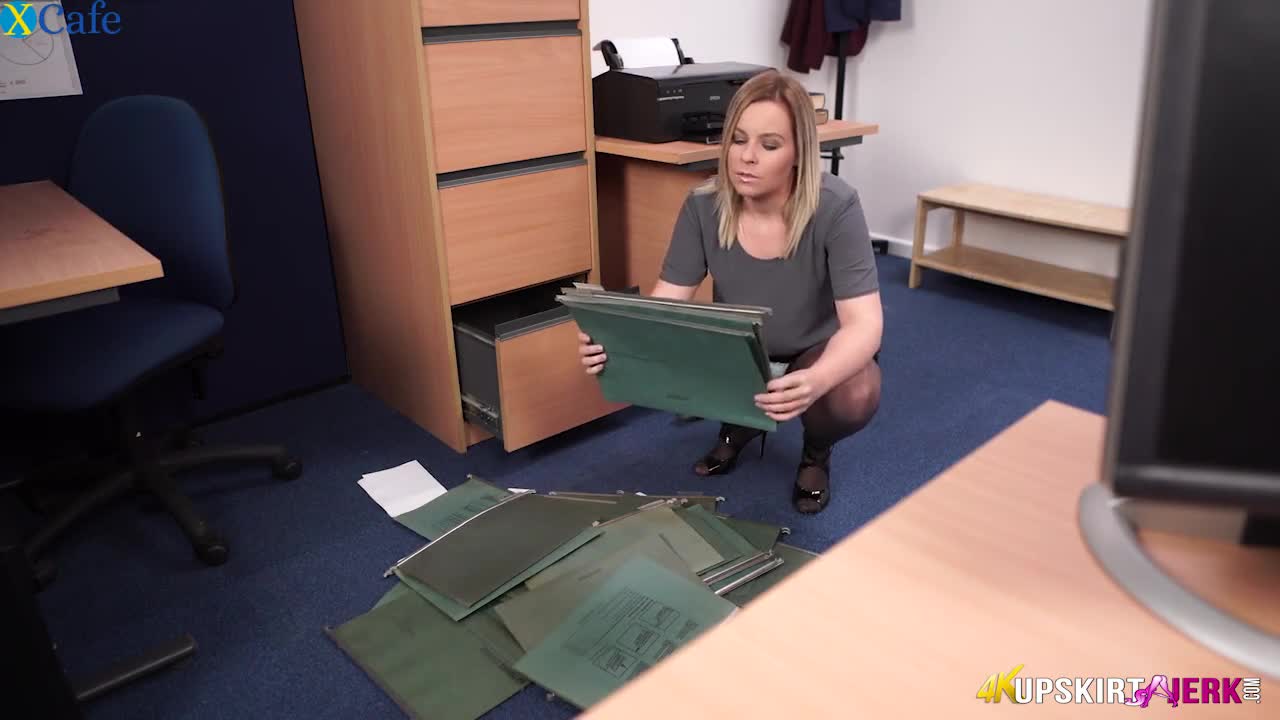 Watch Lewd office clerk Anna Belle is ready to pet her own pussy at work Free Porn Videos | ePornRest.