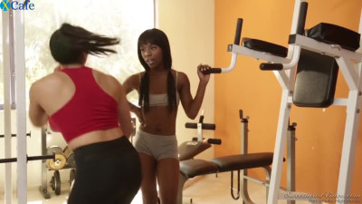 Sporty Asian instructor Mia Li lures black hottie to work on her wet cooch