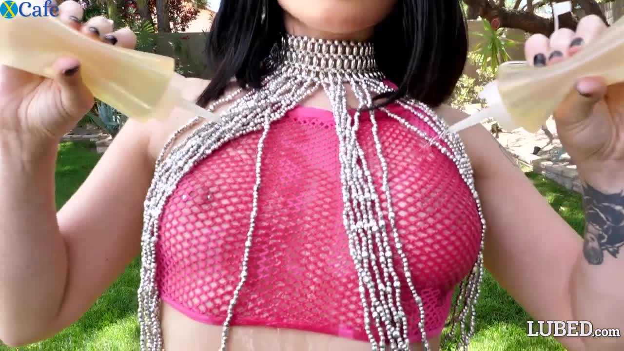 Watch Kinky picnic and steamy cock ride is what ardent Rina Ellis needs Free Porn Videos | ePornRest.