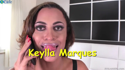 Amazing shemale Keylla Marques loves when her strong cock is wanked a bit