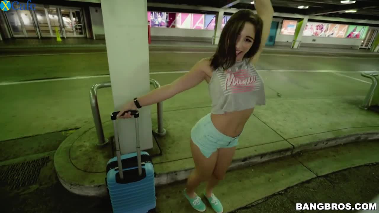 Watch Fantastic white teen in the bang bus shows off her sexy booty in red panties Free Porn Videos | ePornRest.