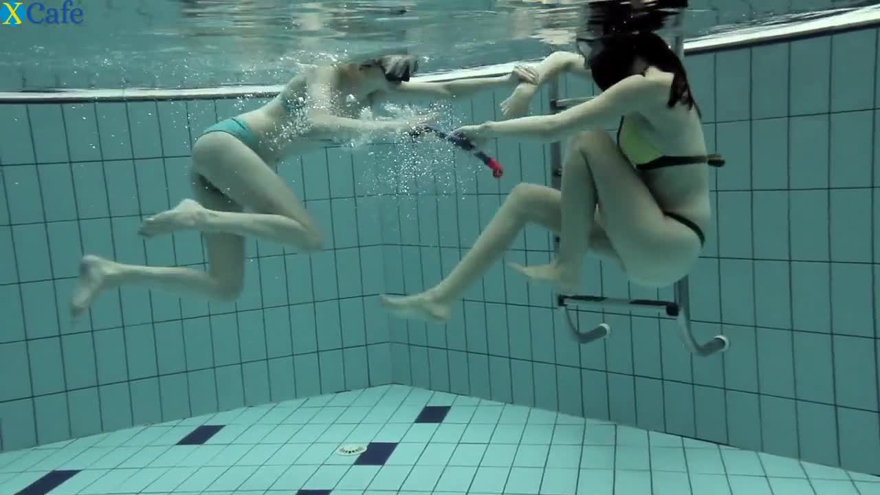 Watch Two beautiful babes swimming in a pool in arousing Underwater show Free Porn Videos | ePornRest.