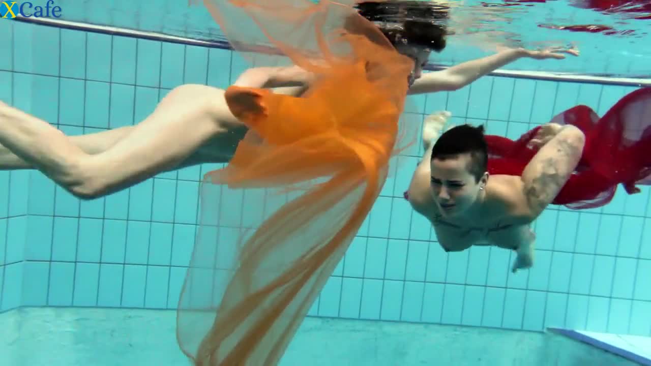 Watch Sara and Gazel know how to have great fun under water Free Porn Videos | ePornRest.