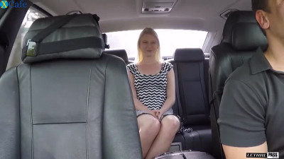 Blonde seductress Jerry banged really hard in dude's car